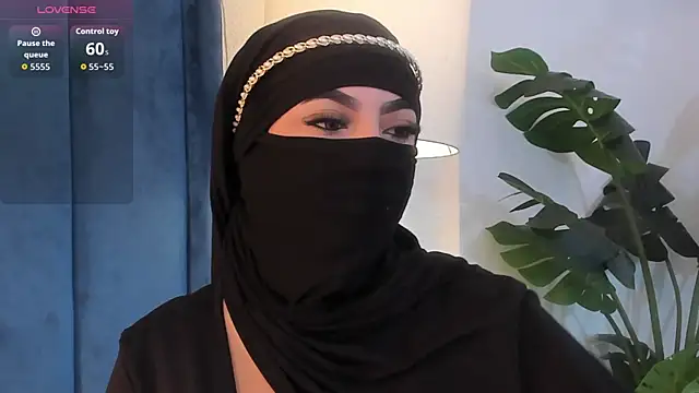 Snapshot of _malih_ chatting on 10.07.25 malih online show from 10.07.25