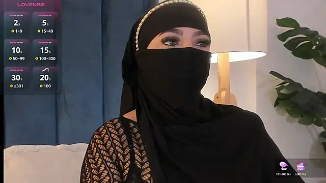 Snapshot of _malih_ chatting on 11.06.25 malih online show from 11.06.25