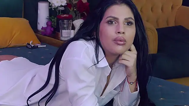 GiuliaHarvey online show from 03.22.25