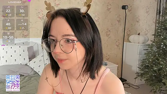 Snapshot of Nora_Failure chatting on 12.24.24 Nora Failure online show from 12.24.24