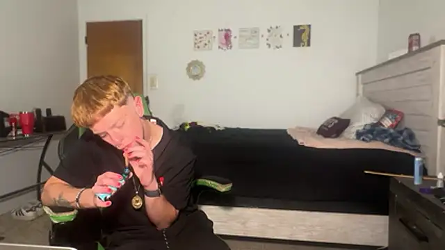 Snapshot of twentywithafelonyy chatting on 11.07.25 twentywithafelonyy online show from 11.07.25