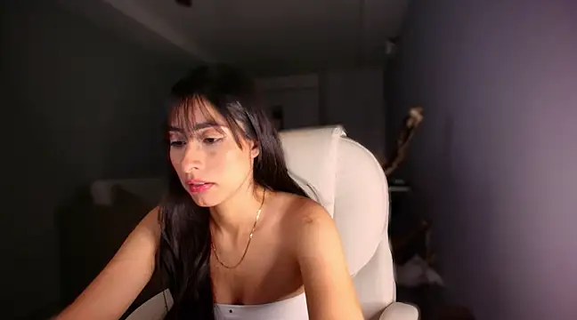 auroracaruso11 online show from 03.08.25