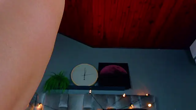 ParisFox  online show from 03.02.26