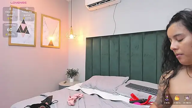 Dilan y Mia online show from 12.06.24