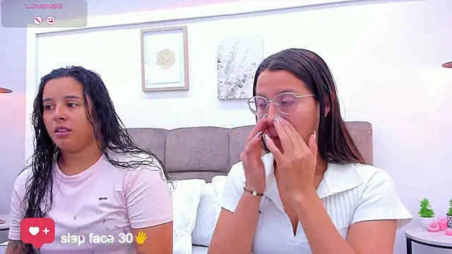 Dilan y Mia online show from 03.15.25