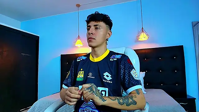 Lobo 17  online show from 02.08.25