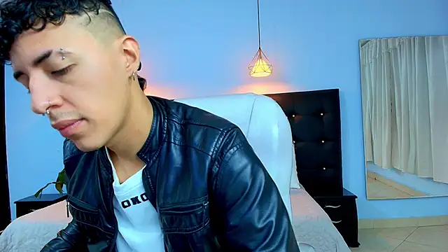 Lobo 17  online show from 03.22.25