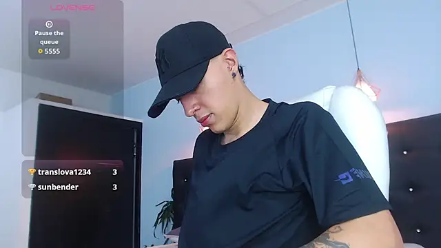 Lobo 17  online show from 10.05.25