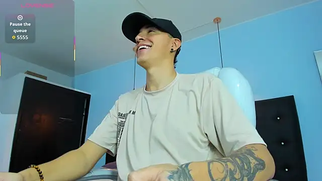 Lobo 17  online show from 10.21.25