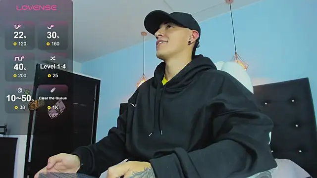 Lobo 17  online show from 11.14.25