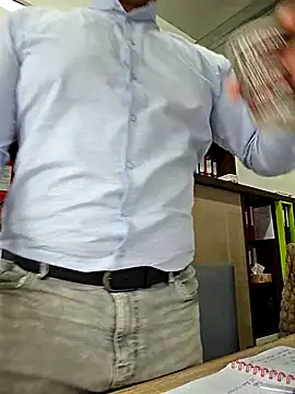 KarlosCarutox online show from 09.10.25