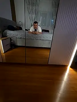 KarlosCarutox online show from 11.19.25