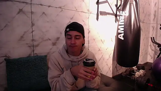 Snapshot of Andy_Joy_ chatting on 02.11.26 Andy Joy online show from 02.11.26