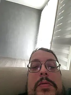 Snapshot of junior49280 chatting on 10.24.25 junior49280 online show from 10.24.25