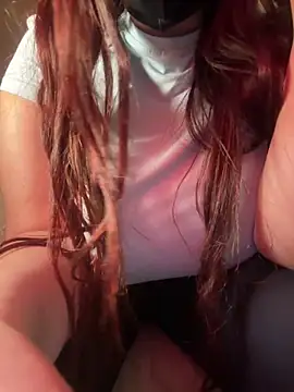 Snapshot of Jessicaaa chatting on 12.22.25 Jessicaaa online show from 12.22.25