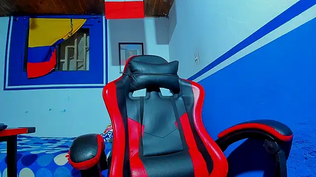 Snapshot of maxowens_oficial chatting on 02.22.26 maxowens oficial online show from 02.22.26