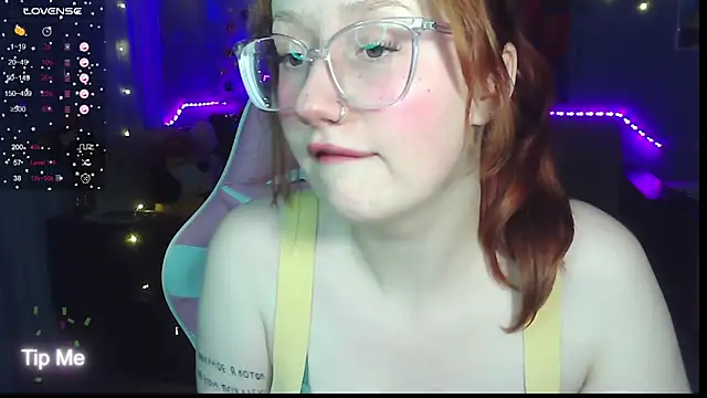 KrisTyBooBsin online show from 12.21.24