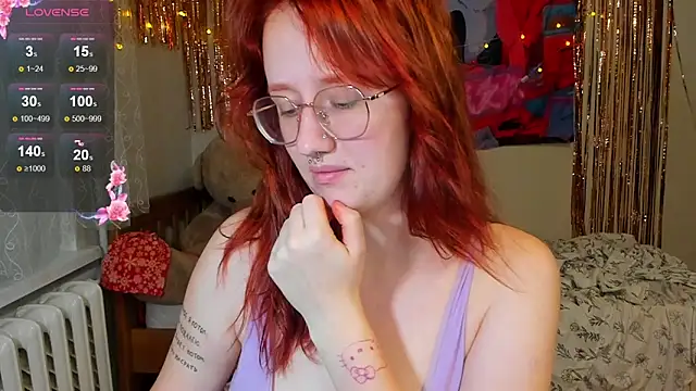 KrisTyBooBsin online show from 12.17.25