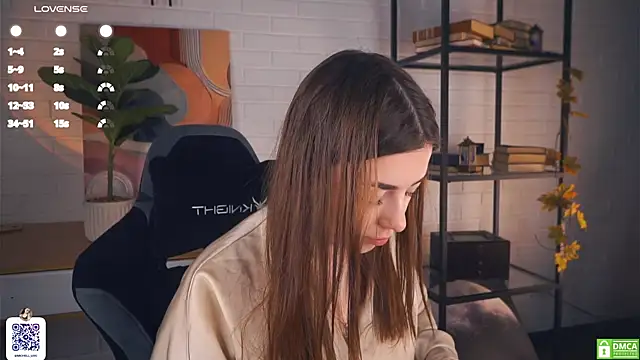 LindaFarmer online show from 01.19.25