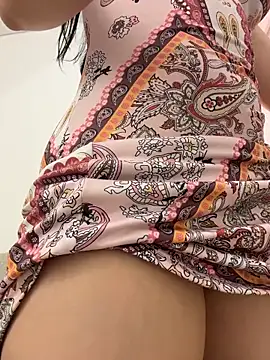 Snapshot of rubyhill_2711 chatting on 04.21.26 rubyhill 2711 online show from 04.21.26
