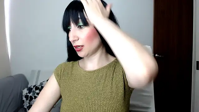 Snapshot of Laura-pervert chatting on 06.09.26 Laura-pervert online show from 06.09.26