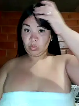 Snapshot of Chantal_lopez chatting on 01.13.25 Chantal lopez online show from 01.13.25