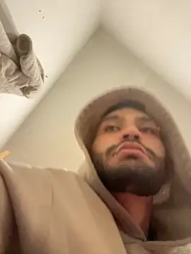 Snapshot of openmind_boy chatting on 09.14.25 openmind boy online show from 09.14.25