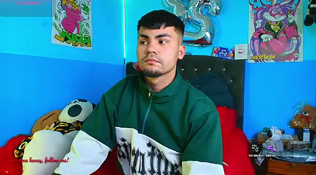 Snapshot of kalivan_voinesscu chatting on 12.05.24 kalivan voinesscu online show from 12.05.24