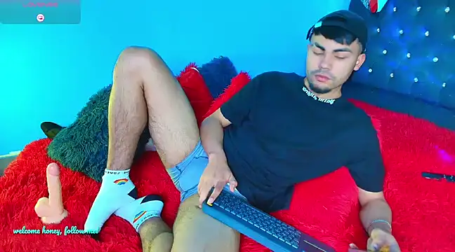 Snapshot of kalivan_voinesscu chatting on 12.06.24 kalivan voinesscu online show from 12.06.24