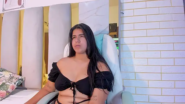 Lia Ashley online show from 04.01.26