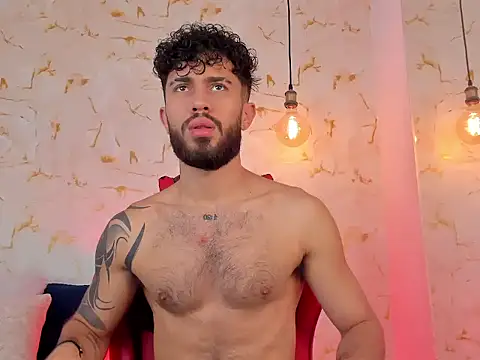 Snapshot of rikkostuff chatting on 09.11.25 rikkostuff online show from 09.11.25