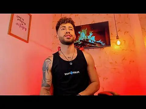 Snapshot of rikkostuff chatting on 10.20.25 rikkostuff online show from 10.20.25