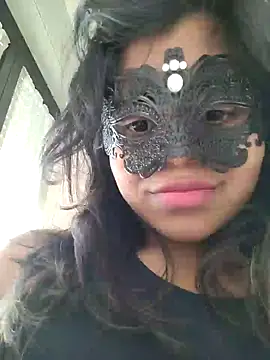 Bella Luna18 online show from 12.25.24