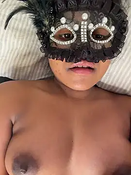 Bella Luna18 online show from 12.01.25