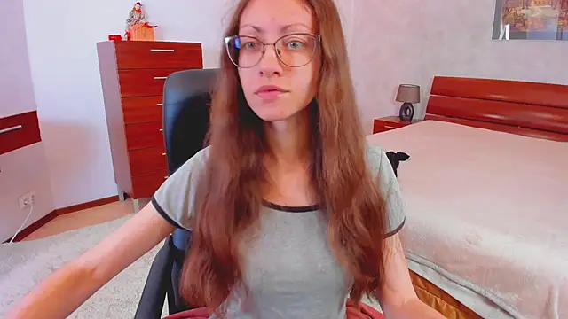 Pantyhose Mila online show from 10.19.25