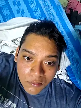 Snapshot of chi-alex chatting on 03.30.26 chi-alex online show from 03.30.26