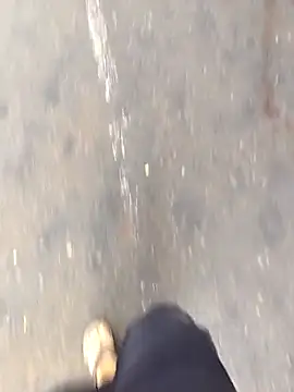 Ishan003 online show from 09.21.25