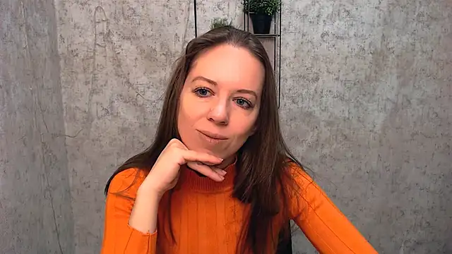 GloriaSi  online show from 02.19.25