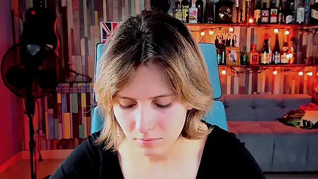 Snapshot of LolaAsmus chatting on 01.11.25 LolaAsmus online show from 01.11.25