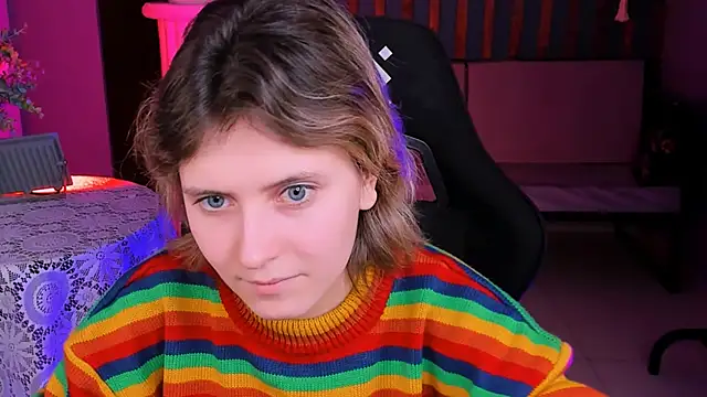 Snapshot of LolaAsmus chatting on 01.14.25 LolaAsmus online show from 01.14.25