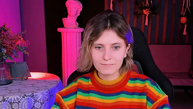 Snapshot of LolaAsmus chatting on 01.14.25 LolaAsmus online show from 01.14.25