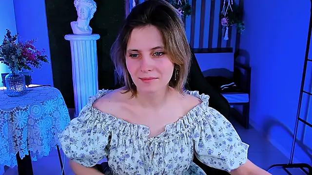 Snapshot of LolaAsmus chatting on 01.23.25 LolaAsmus online show from 01.23.25