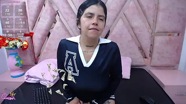 CataleyaLars20 online show from 04.10.26