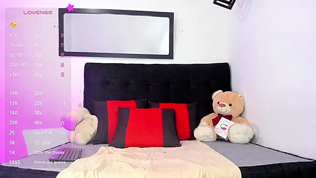 brittany williams  online show from 02.04.25