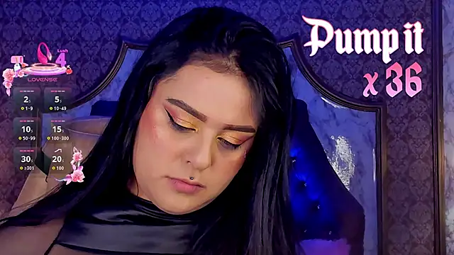 Snapshot of SoffiQueen chatting on 02.20.26 SoffiQueen online show from 02.20.26