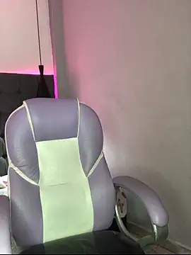 JackSwan18 online show from 11.15.25