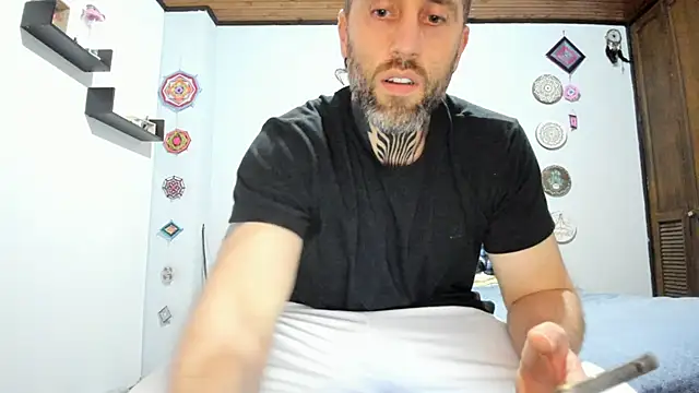 Antoniohot2024 online show from 01.05.25