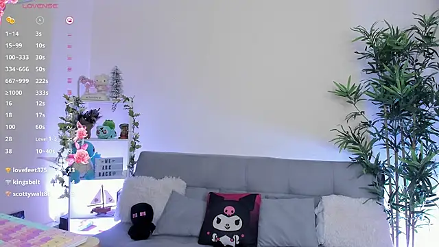 natty romanof 18 online show from 03.10.25