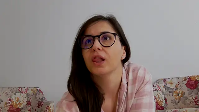 SophieeRain online show from 10.17.25