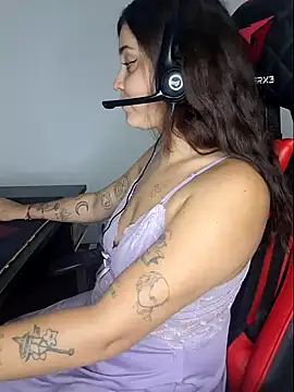 luuhcat09 online show from 01.16.25